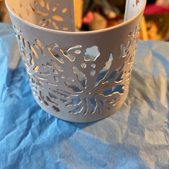 H&M White Cuff Bracelet 3” - Picture 4 of 6